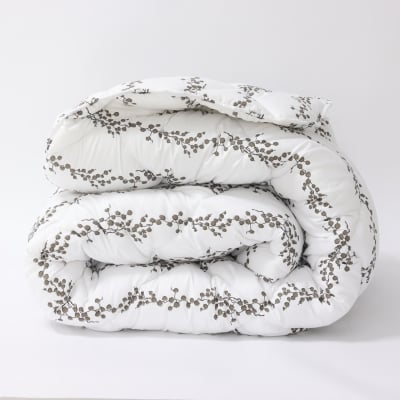 Pilotă ușoară de iarnă Hygge Crenguțe 200/210 cm