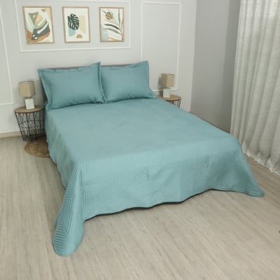 Cuvertura pentru pat dublu sau canapea Queen Albastru deschis, 220/240 cm.