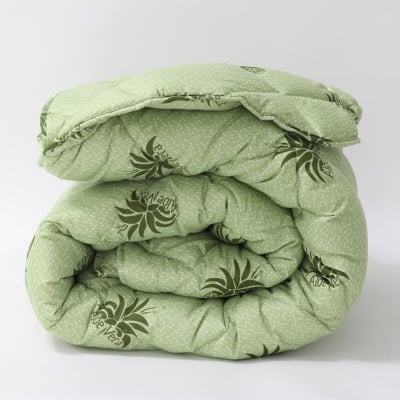 Pilotă ușoară de vară pentru pat dublu Aloe 200/210 cm.