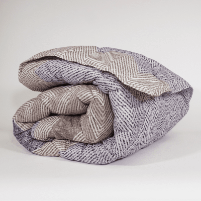 Pilotă ușoară de iarnă pentru dormitor Piero 200/210 cm