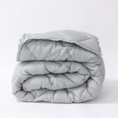 Pilotă ușoară de vară pentru pat dublu Gri 200/210 cm.