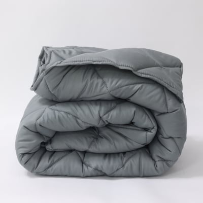 Pilotă ușoară de vară pentru pat dublu Gri Închis 200/210 cm.