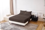 Cearșaf de pat cu elastic 160/200 cm de culoare maro