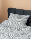 Pilotă ușoară de iarnă Hygge cu dungi, 200/210 cm