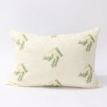 Pernă pentru dormit Bamboo Herbal 50/70 cm cu puf moale și extract de bambus