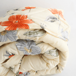 Pilotă ușoară de vară pentru dormitor Mia 200/210 cm.